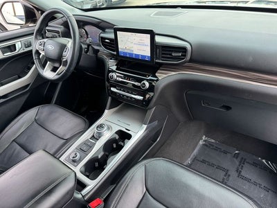 2024 Ford Explorer Limited | Pano Roof | Apple CarPlay | Nav | 4WD