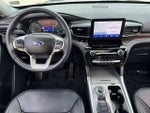 2024 Ford Explorer Limited | Pano Roof | Apple CarPlay | Nav | 4WD