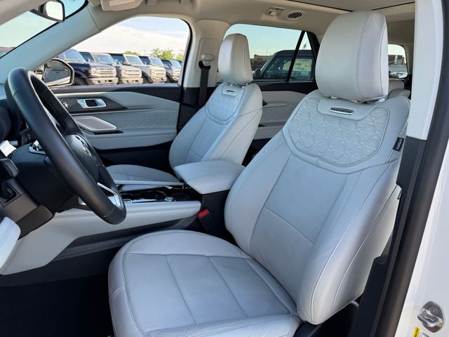2025 Ford Explorer Platinum | Ultimate Pkg | Lux Leather Pkg | 3.0L V6