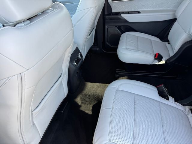 2025 Ford Explorer Platinum | Ultimate Pkg | Lux Leather Pkg | 3.0L V6