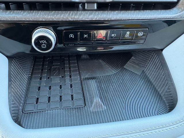 2025 Ford Explorer Platinum | Ultimate Pkg | Lux Leather Pkg | 3.0L V6
