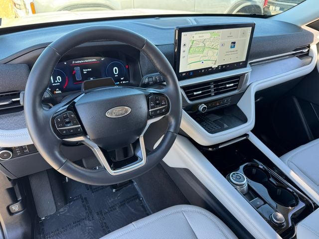 2025 Ford Explorer Platinum | Ultimate Pkg | Lux Leather Pkg | 3.0L V6