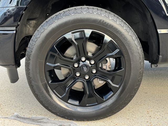 2023 Ford F-150 Lariat | Sport Pkg | Black Out Pkg | Pano Roof
