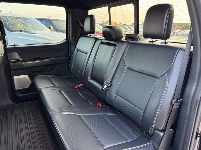 2023 Ford F-150 Lariat | Sport Pkg | Black Out Pkg | Pano Roof