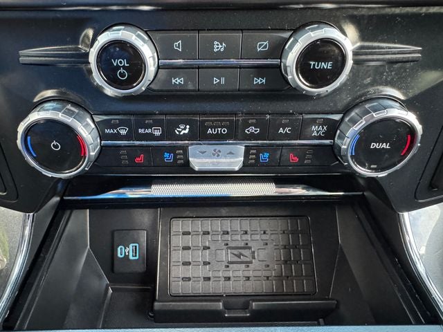 2023 Ford F-150 Lariat | Sport Pkg | Black Out Pkg | Pano Roof