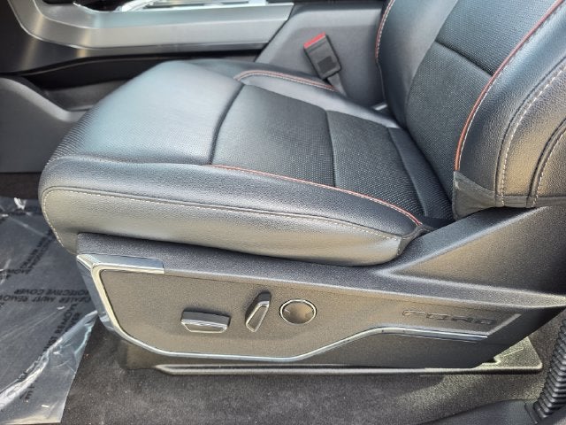 2023 Ford F-150 Lariat | Pano Roof | Power Tailgate | FX4