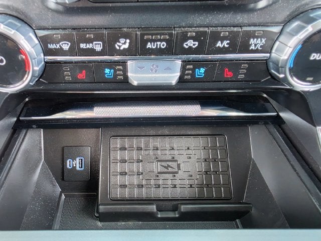 2023 Ford F-150 Lariat | Pano Roof | Power Tailgate | FX4