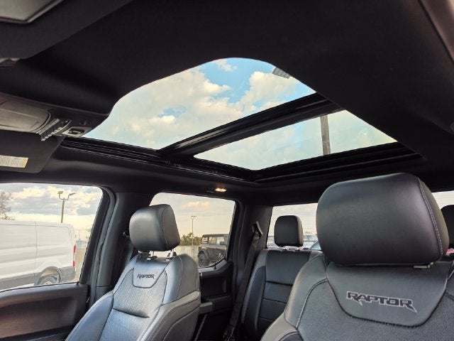 2018 Ford F-150 Raptor Tech Pkg. | Pano Roof | Graphics Pkg.