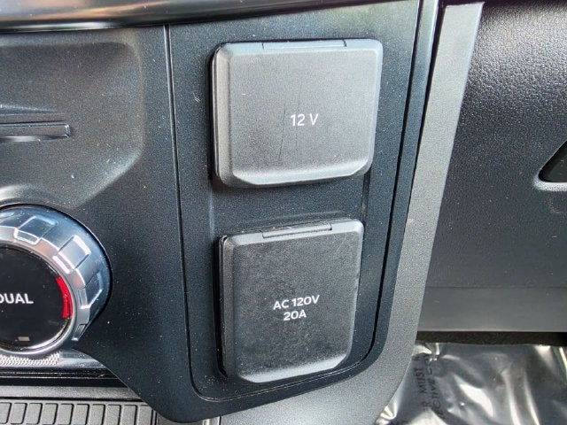 2024 Ford F-150 Lariat Hybrid | Pano Roof | Black Out Pkg