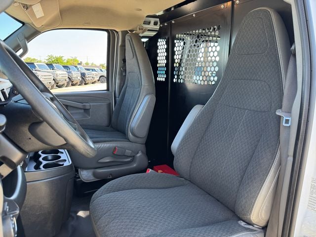 2024 Chevrolet Express 2500 Work Van Cargo