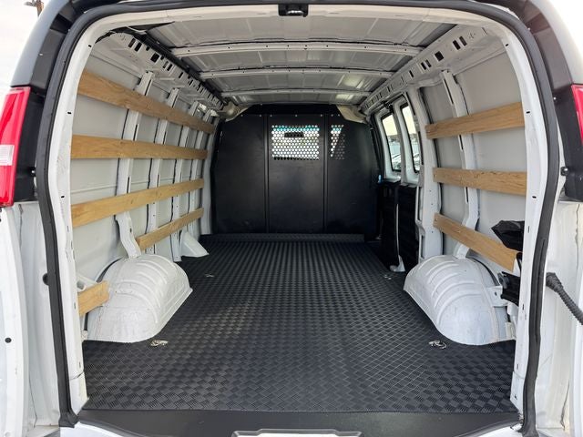 2025 GMC Savana 2500 Work Van | Chrome Pkg. | Cruise Control