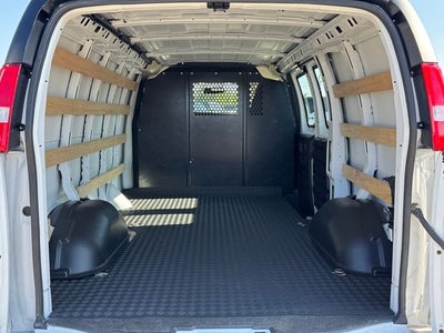 2024 GMC Savana 2500 Work Van