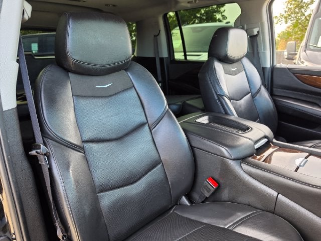 2019 Cadillac Escalade ESV Luxury