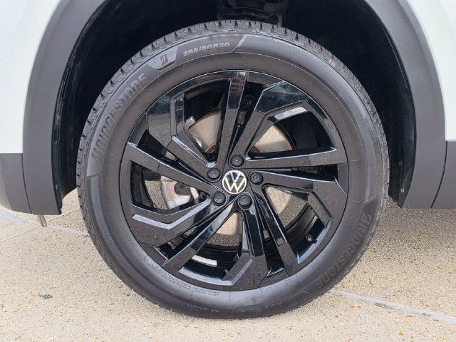 2022 Volkswagen Atlas 3.6L V6 SE w/Technology | Pano Roof | One Owner