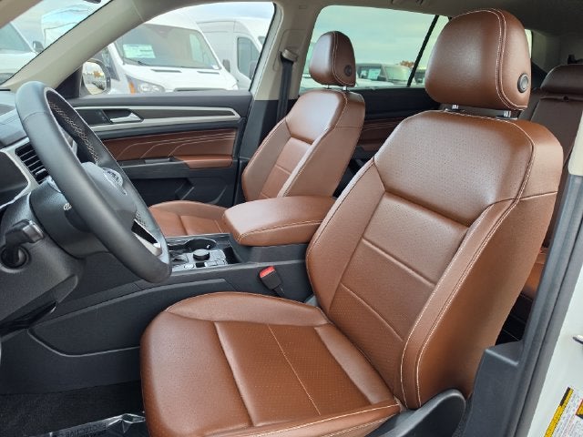 2022 Volkswagen Atlas 3.6L V6 SE w/Technology | Pano Roof | One Owner
