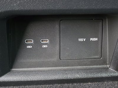 2022 Volkswagen Atlas 3.6L V6 SE w/Technology | Pano Roof | One Owner