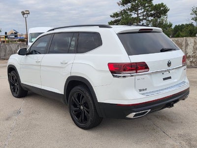2022 Volkswagen Atlas 3.6L V6 SE w/Technology | Pano Roof | One Owner