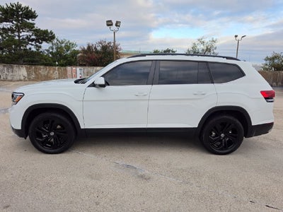 2022 Volkswagen Atlas 3.6L V6 SE w/Technology | Pano Roof | One Owner