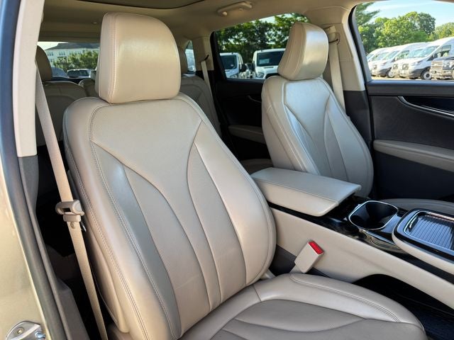 2023 Lincoln Nautilus Reserve | Luxury Pkg. | Wireless CarPlay | AWD