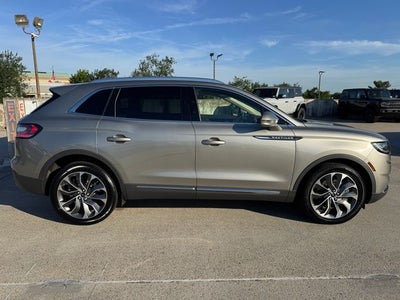 2023 Lincoln Nautilus Reserve | Luxury Pkg. | Wireless CarPlay | AWD