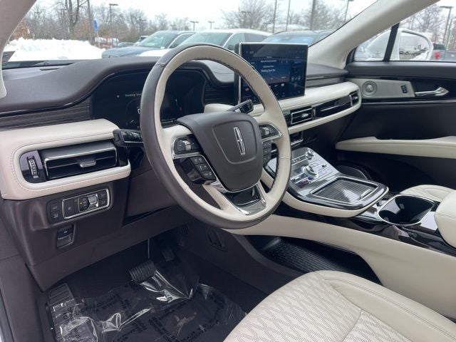 2022 Lincoln Nautilus Black Label