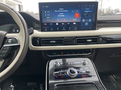 2022 Lincoln Nautilus Black Label