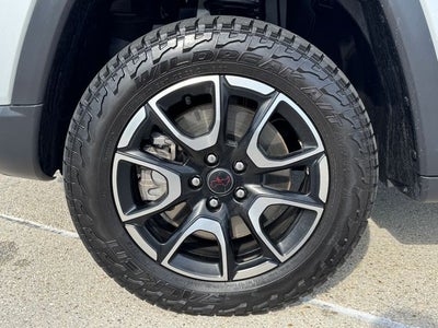 2025 Jeep Compass Trailhawk | 4X4 | Wireless CarPlay | Blind Spot