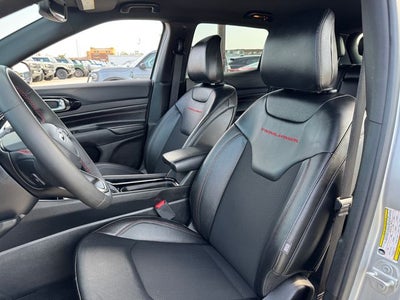 2025 Jeep Compass Trailhawk | 4X4 | Wireless CarPlay | Blind Spot
