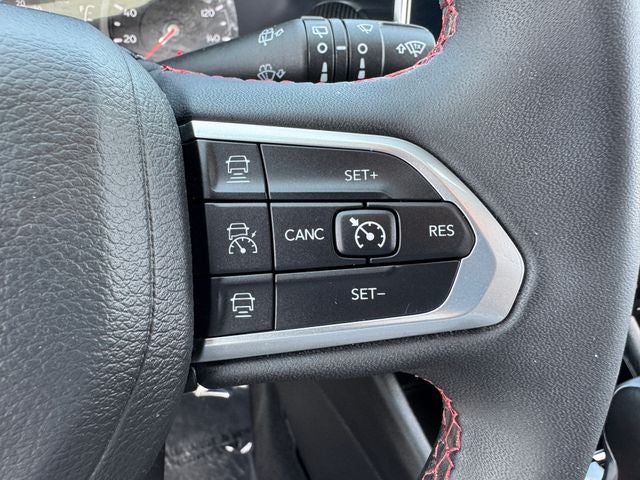 2025 Jeep Compass Trailhawk | 4X4 | Wireless CarPlay | Blind Spot
