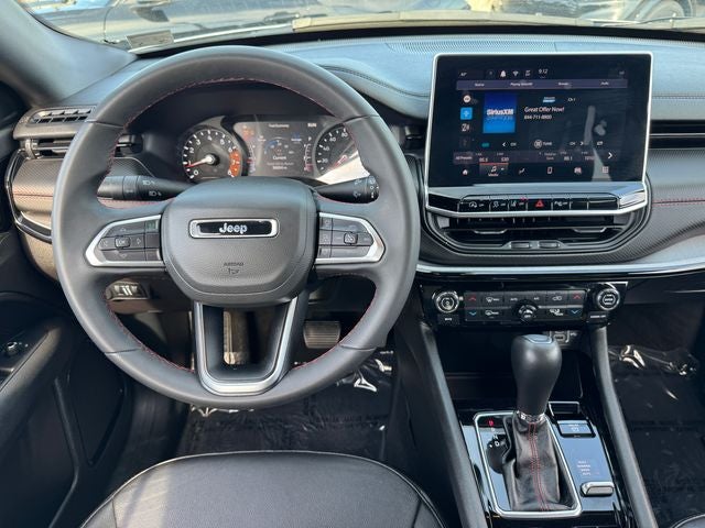 2025 Jeep Compass Trailhawk | 4X4 | Wireless CarPlay | Blind Spot
