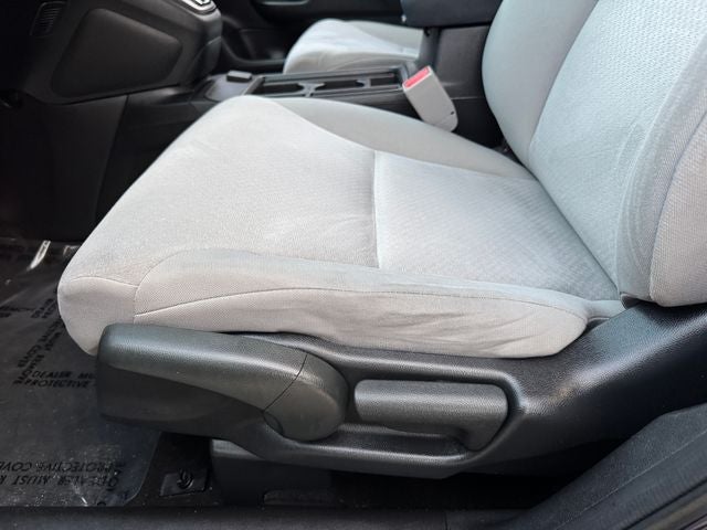 2015 Honda CR-V LX | Well Mantained