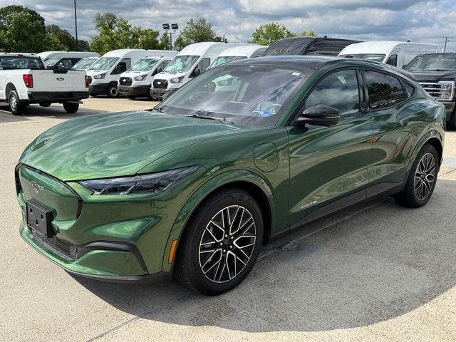 2025 Ford Mustang Mach-E Premium | Extended Range | AWD | Pano Sunroof