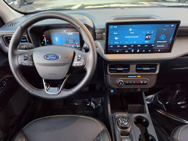 2026 Ford Maverick Lobo Standard | Moonroof | Wireless CarPlay | AWD