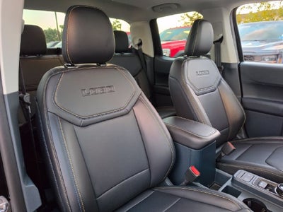 2026 Ford Maverick Lobo Standard | Moonroof | Wireless CarPlay | AWD