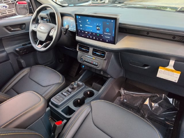 2026 Ford Maverick Lobo Standard | Moonroof | Wireless CarPlay | AWD