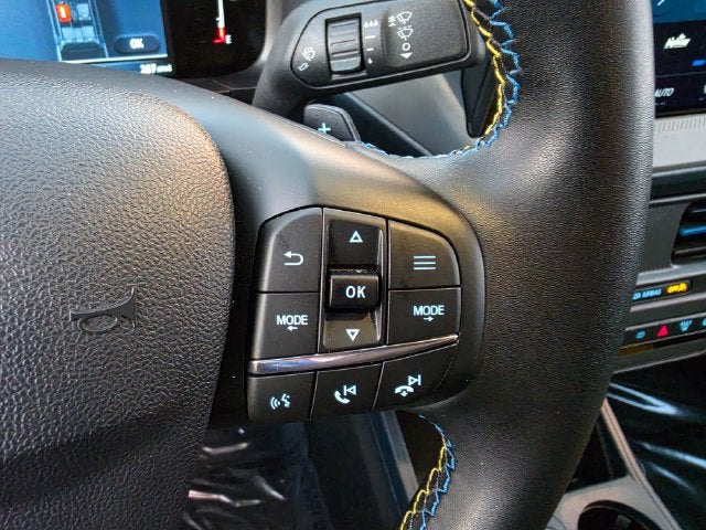 2026 Ford Maverick Lobo Standard | Moonroof | Wireless CarPlay | AWD