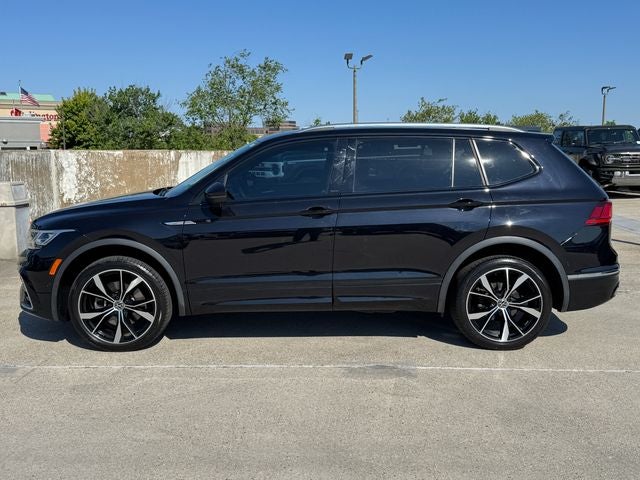 2022 Volkswagen Tiguan 2.0T SEL R-Line | Pano Sunroof | AWD | CarPlay