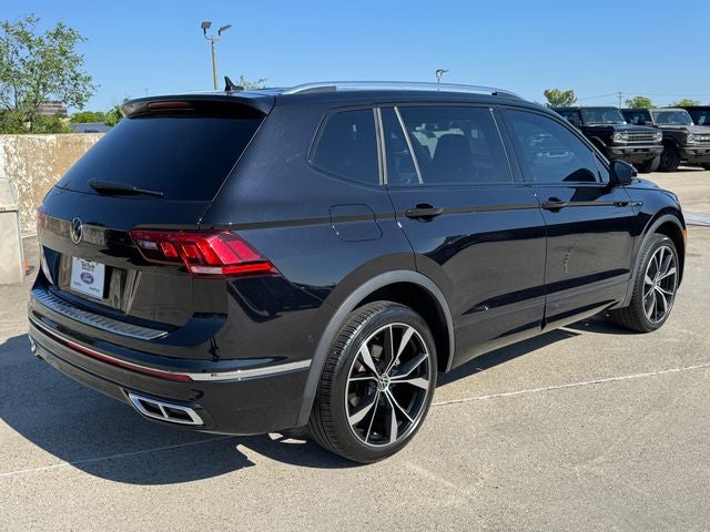 2022 Volkswagen Tiguan 2.0T SEL R-Line | Pano Sunroof | AWD | CarPlay