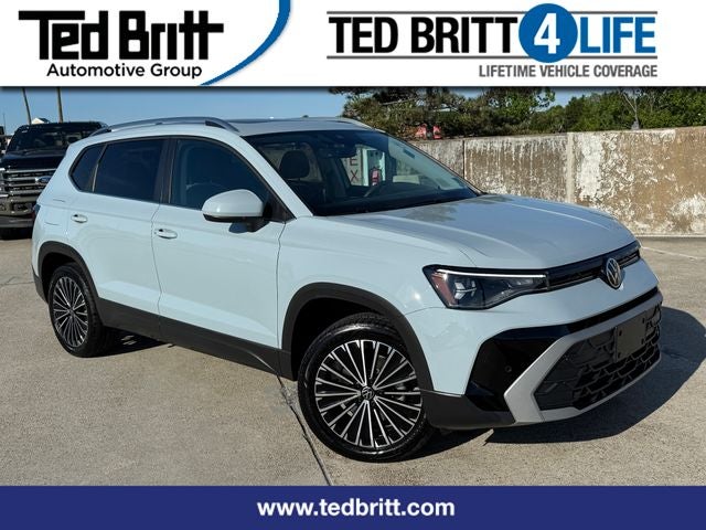 2025 Volkswagen Taos 1.5T SE | Pano Sunroof | Wireless CarPlay