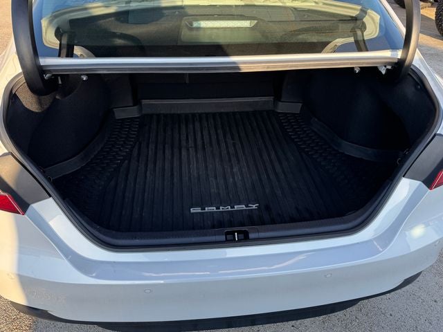 2023 Toyota Camry Hybrid XLE