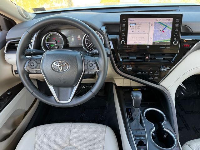 2023 Toyota Camry Hybrid XLE