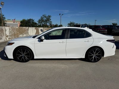 2021 Toyota Camry SE