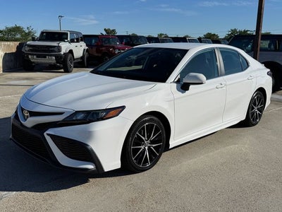 2021 Toyota Camry SE