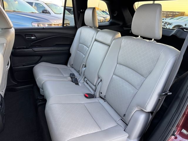 2021 Honda Passport Touring | Moonroof | Heated Seats