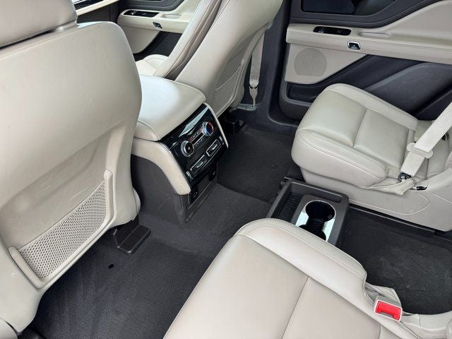 2022 Lincoln Aviator Standard | Premium Pkg. | Elements Pkg. | Tow Pkg. | AWD