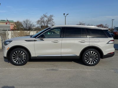 2022 Lincoln Aviator Reserve | Elements Plus Pkg. | Luxury Pkg. | AWD
