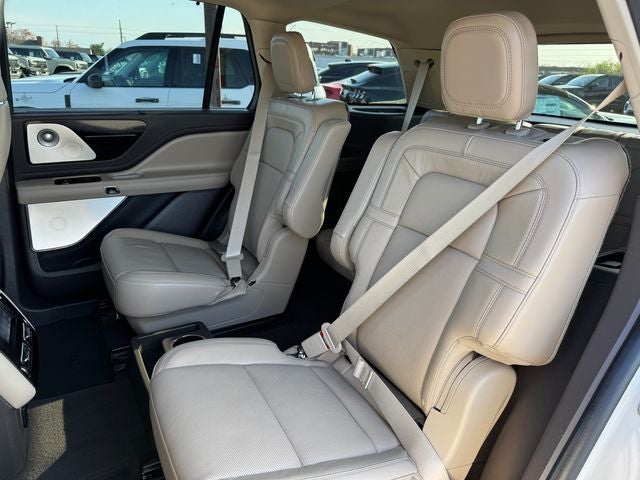 2022 Lincoln Aviator Reserve | Elements Plus Pkg. | Luxury Pkg. | AWD