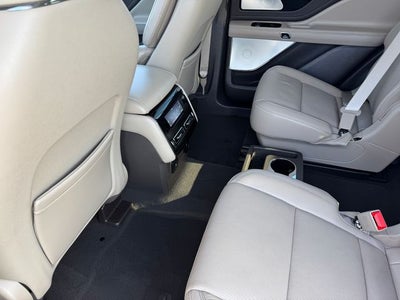 2022 Lincoln Aviator Reserve | Elements Plus Pkg. | Luxury Pkg. | AWD