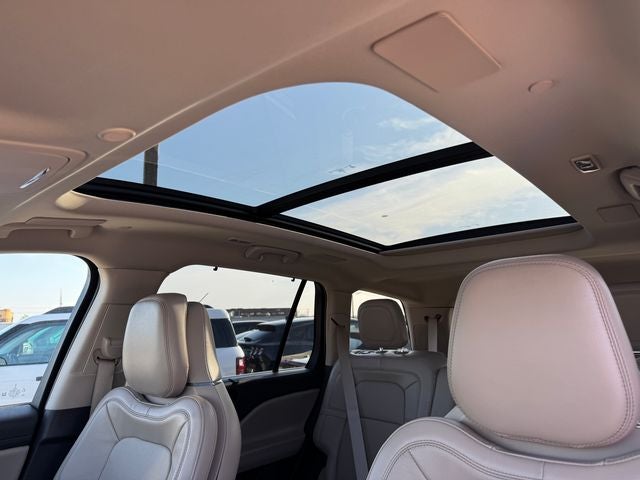 2022 Lincoln Aviator Reserve | Elements Plus Pkg. | Luxury Pkg. | AWD