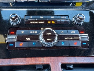 2022 Lincoln Navigator Reserve | Wireless Apple CarPlay | HUD | Pano Roof | 4WD